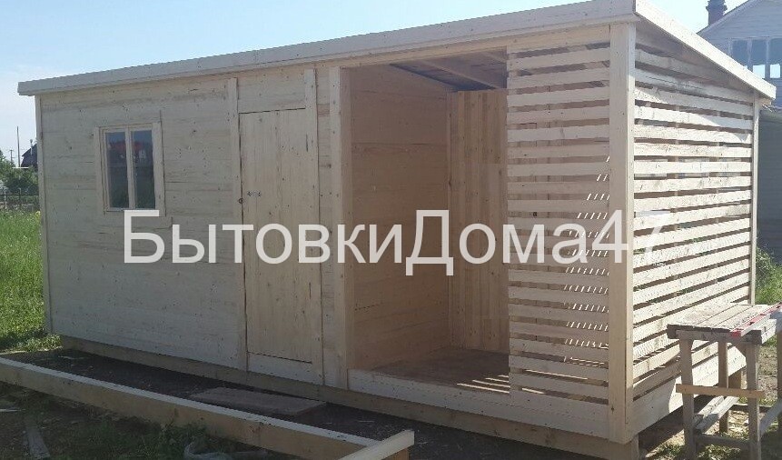 Хозблок с дровником 5,8х2,3