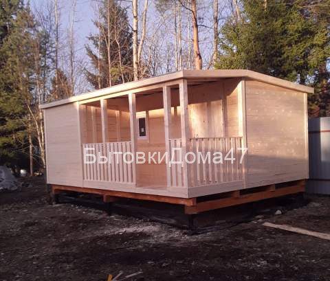 домик с террасой из модулей